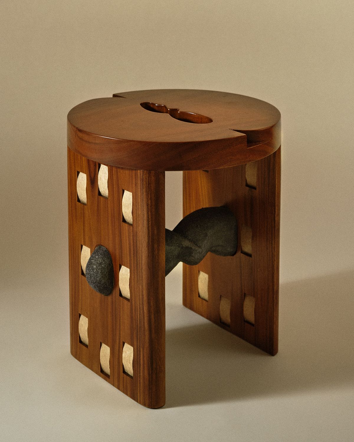 NOCE STOOL
